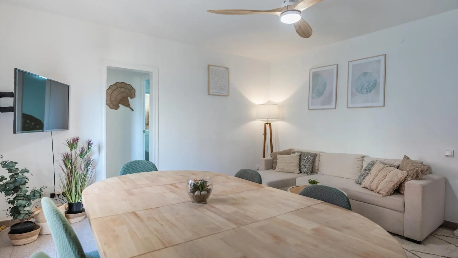 Feel Welcome Barcelona 10 Cornella de Llobregat